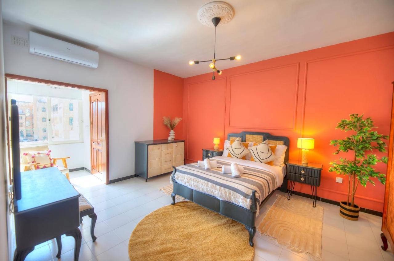 Beautifully Furnished Seafront 4 Bedrooms Goslm-4 Sliema Exterior photo